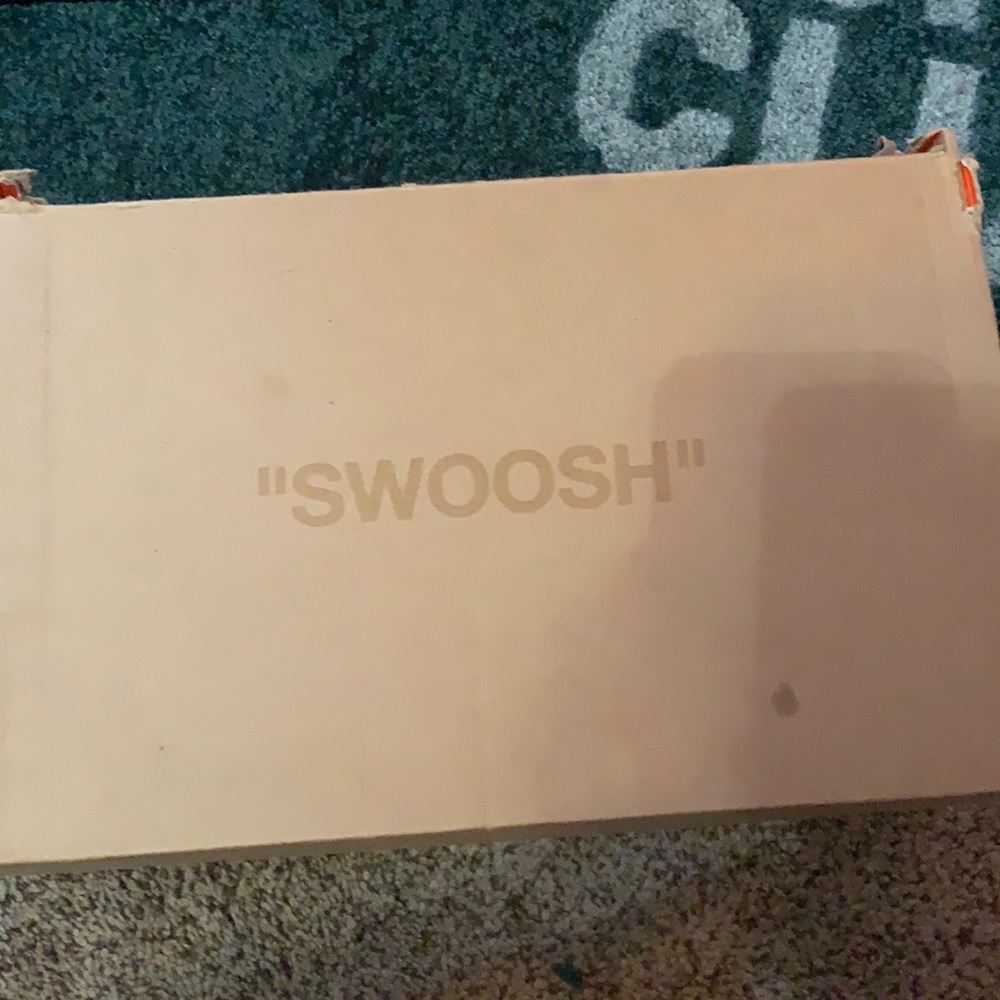 Off white zoom fly size 8 mens